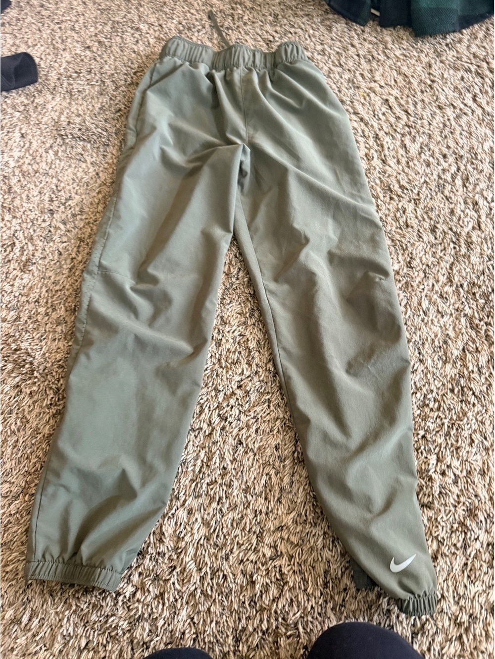 Girls nike joggers